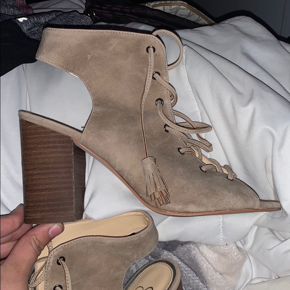 tan open toe heels